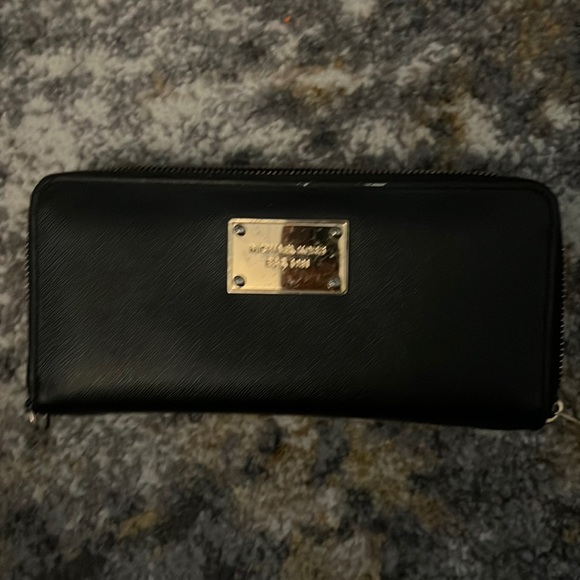 Black Michael Kors wallet